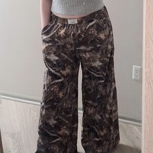 SHEIN Woman's Camouflage Wide Leg Pants Size Tall Large